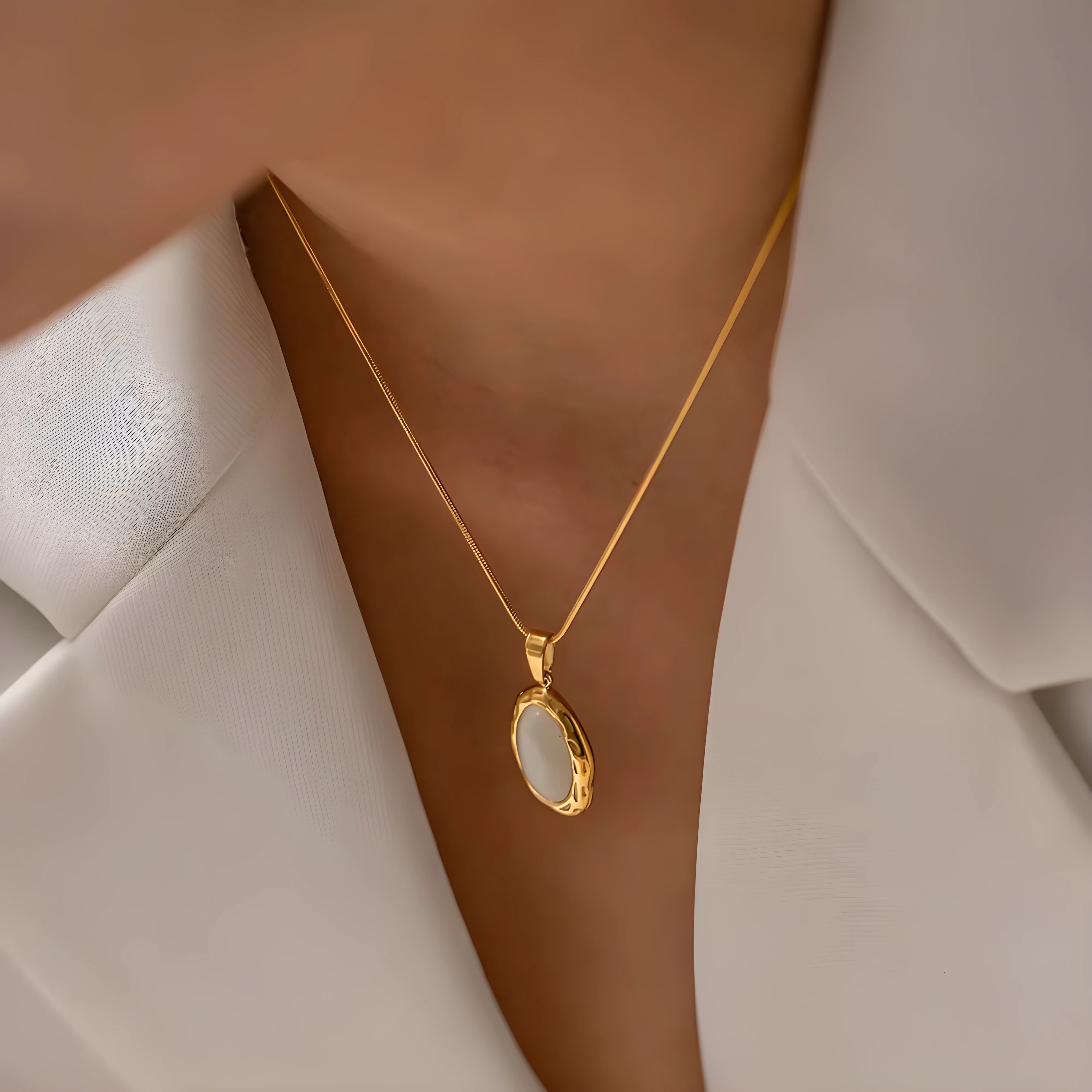 Hildegard™ | Perlen-Anhänger-Kette