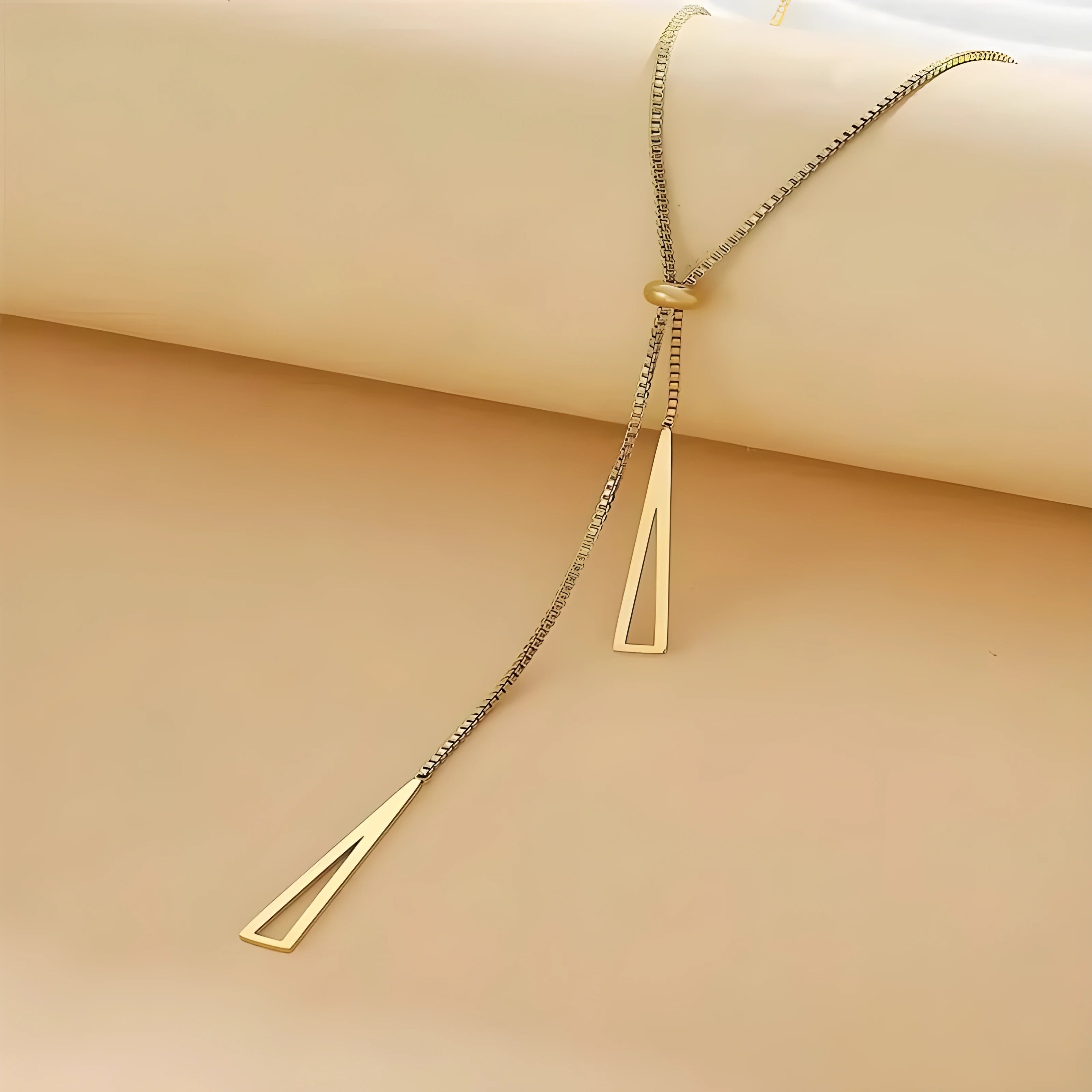 Anneliese™ | Geometrische Anhänger-Kette